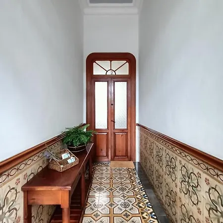 En Entorno De Cuento El Patio De Hortensia * La Laguna (Tenerife)